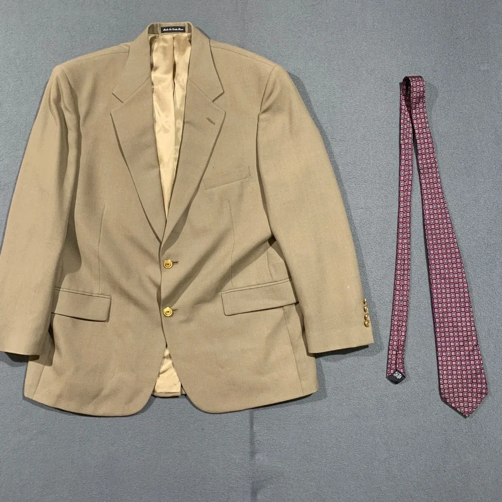 Wimbledon of England Mens Tan Blazer Jacket 44R Made in Costa Rica Dillard's Tie